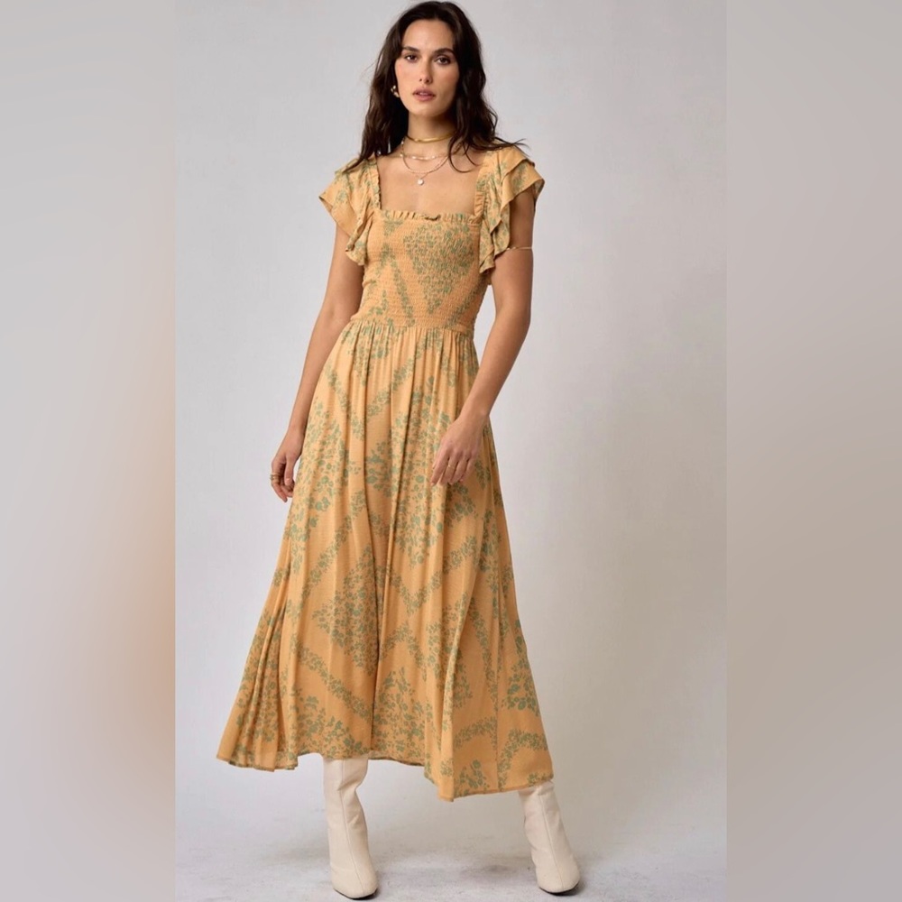Honey-colored maxi dress, L